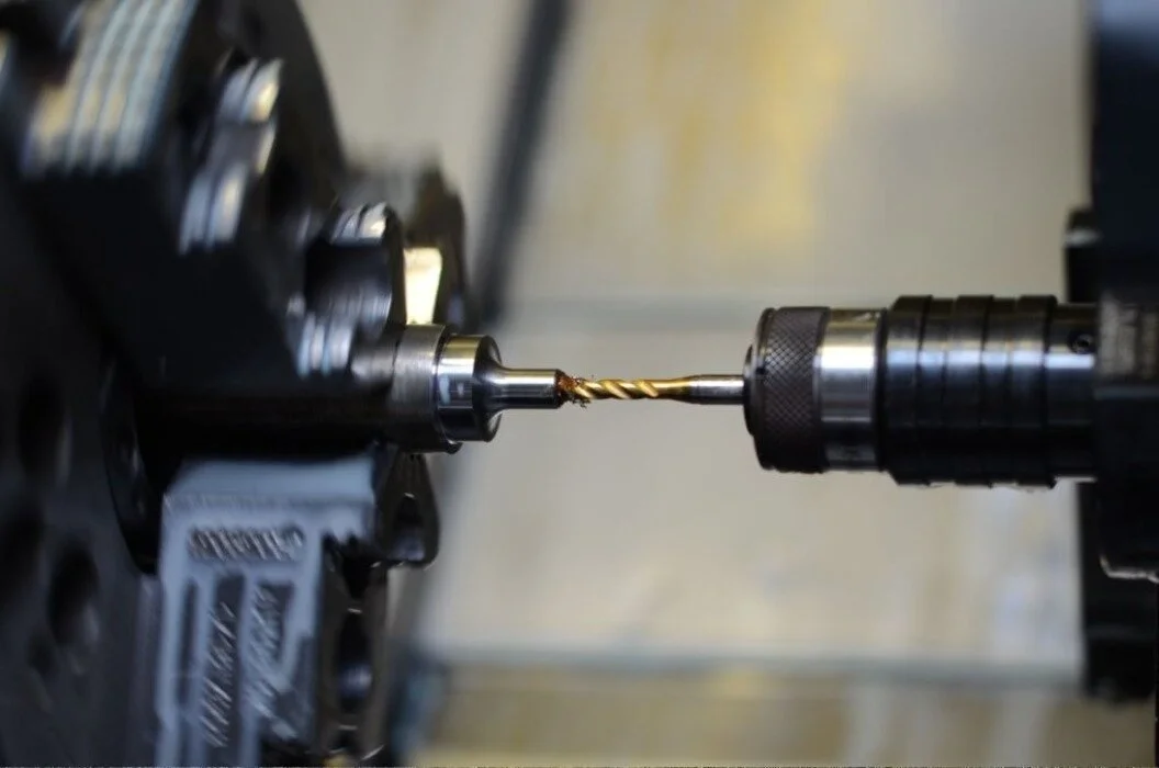 High-speed CNC milling and drilling process for custom metal components manufacturing